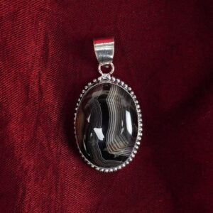 Sulemani Round Pendant