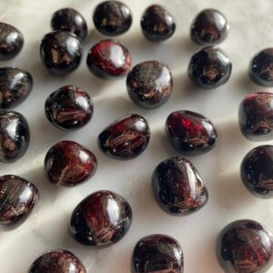 Red Garnet Tumble